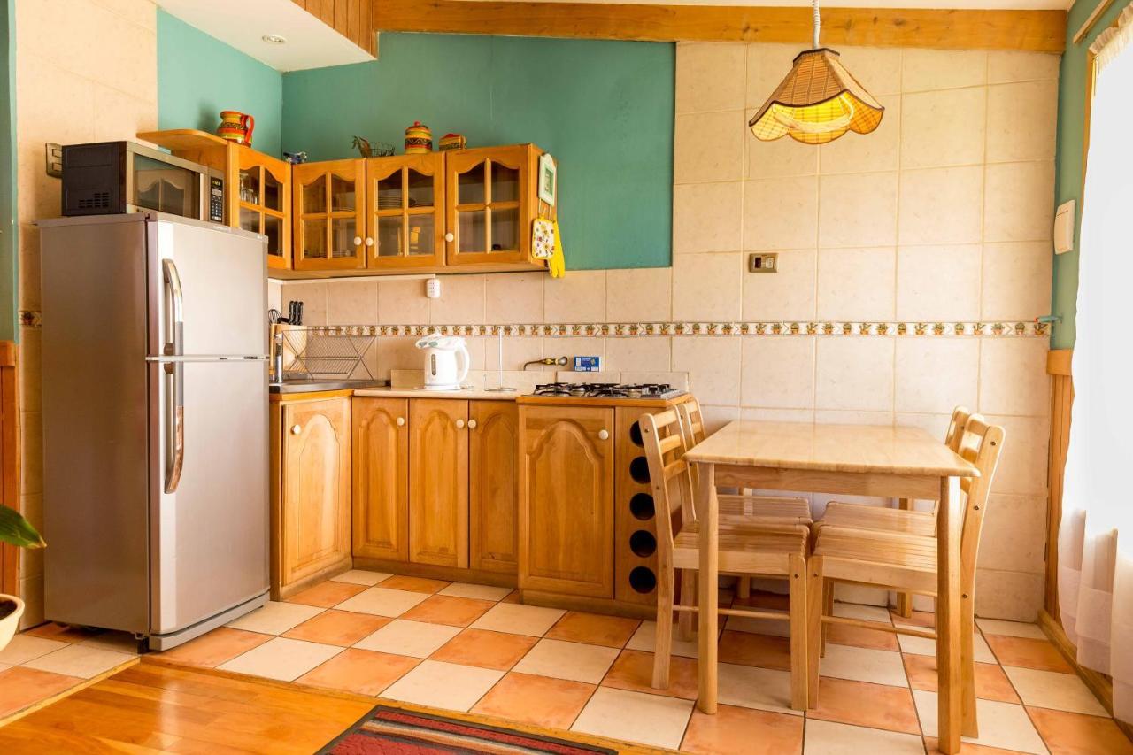 Hostal Y Cabanas Ainil ปุนตาอาเรนาส ภายนอก รูปภาพ