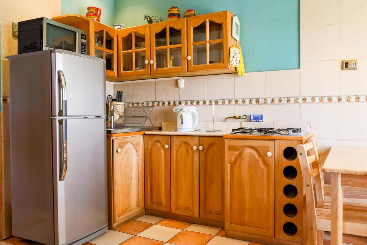 Hostal Y Cabanas Ainil ปุนตาอาเรนาส ภายนอก รูปภาพ